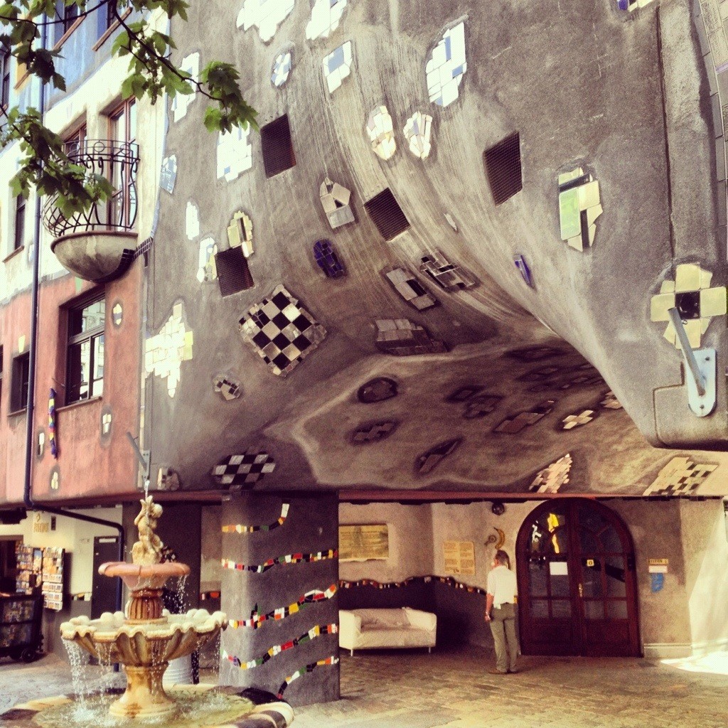 Vienna in the footsteps of Hundertwasser