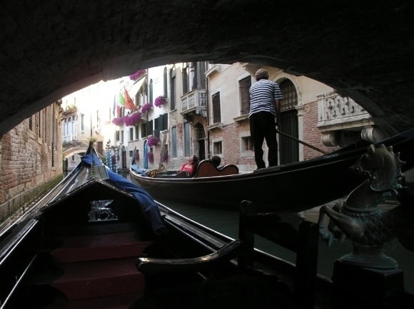 Ultimate Luxury in Venice: A Day of Gondola & Helicopter