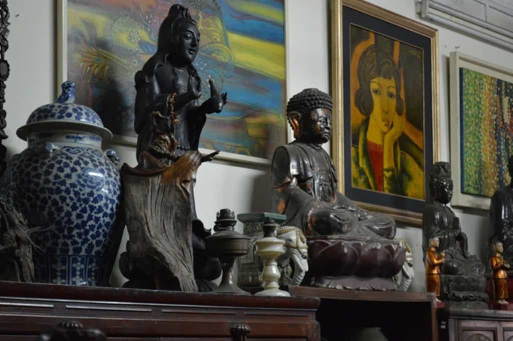 Antique, top addresses in Ho Chi Minh city and Hanoi