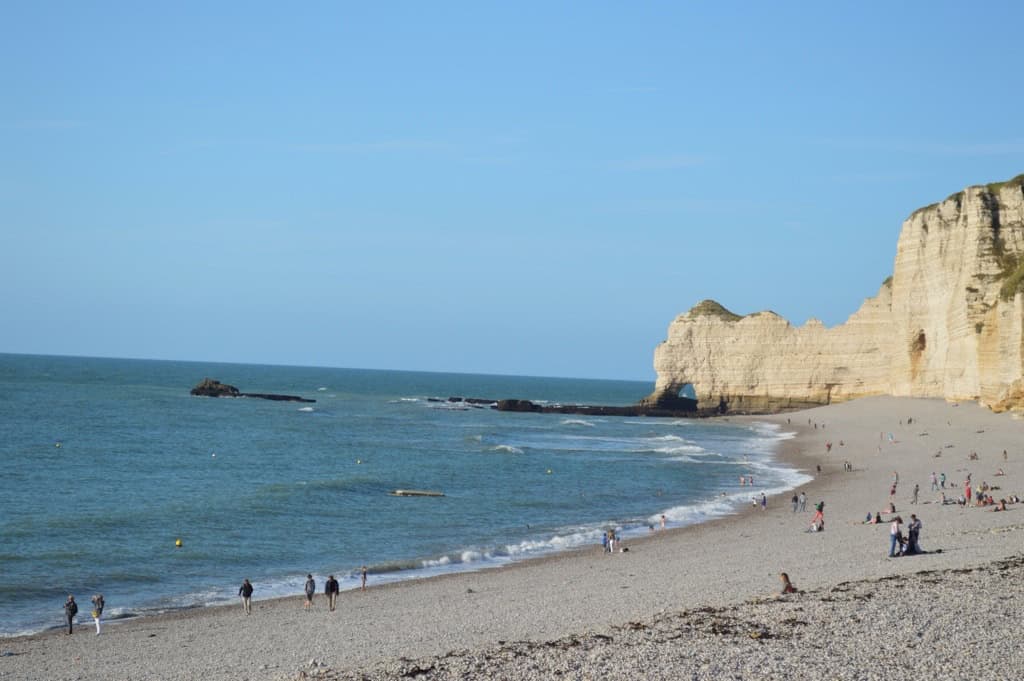Etretat and the thirsty elephant